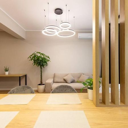 Elegant 2 Bedroom Retreat Bucureşti Ngoại thất bức ảnh
